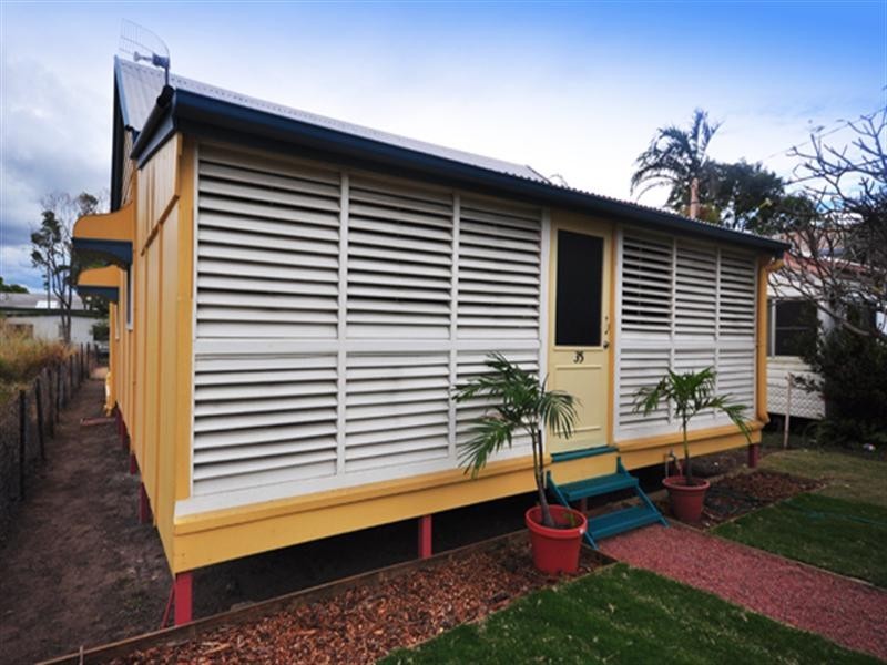 35 Sixth Avenue, South Townsville QLD 4810