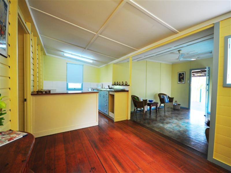 35 Sixth Avenue, South Townsville QLD 4810