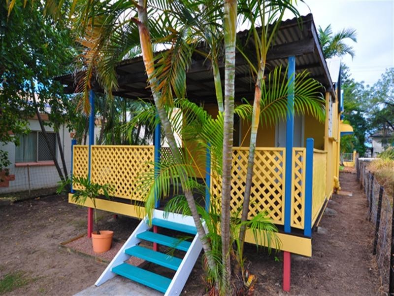 35 Sixth Avenue, South Townsville QLD 4810