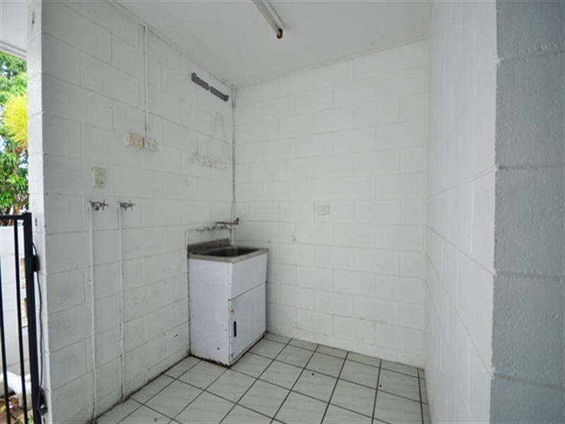 2 Gill Street, Kirwan QLD 4817