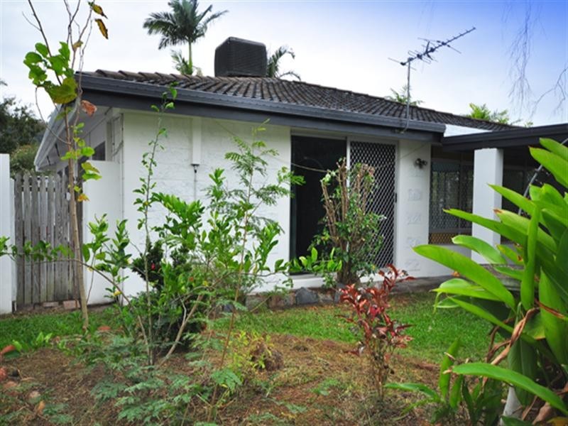 2 Gill Street, Kirwan QLD 4817