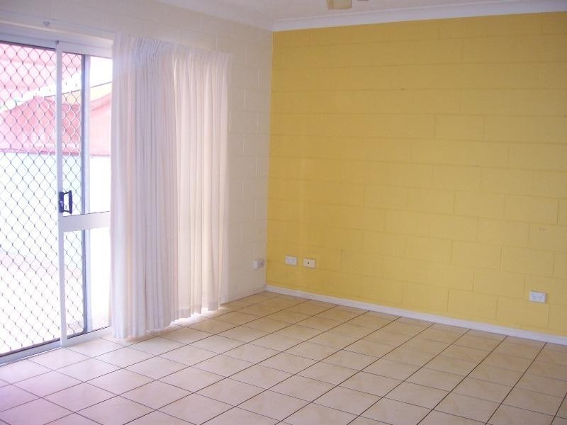 9/22 Marks Street, Hermit Park QLD 4812