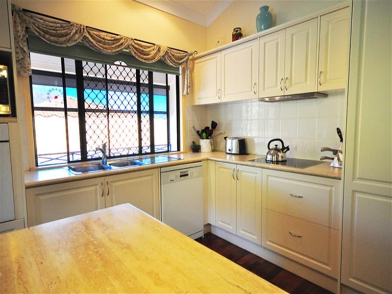 37 Coral Sea Crescent, Wulguru QLD 4811