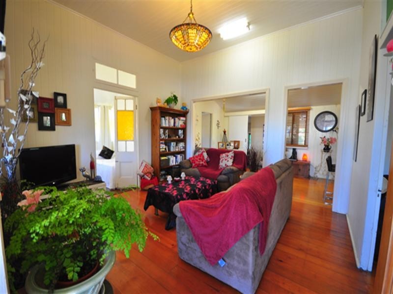 14 Eighth Avenue, South Townsville QLD 4810