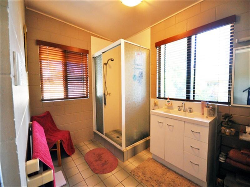 14 Eighth Avenue, South Townsville QLD 4810