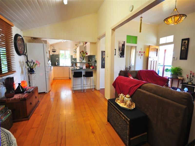 14 Eighth Avenue, South Townsville QLD 4810