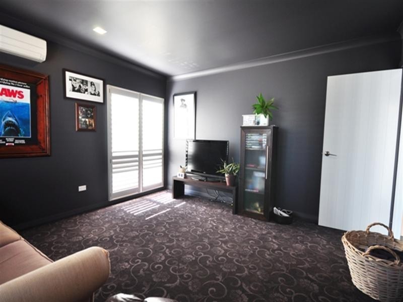 4 Reef Street, Saunders Beach QLD 4818