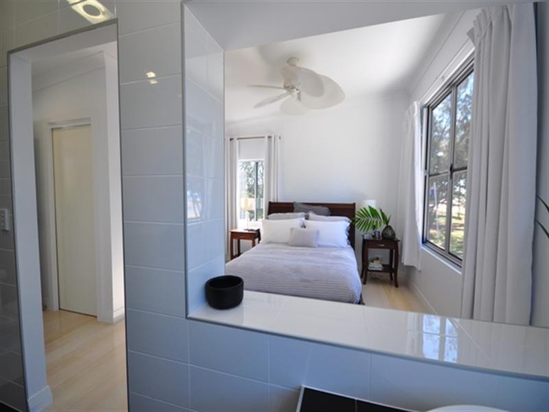 4 Reef Street, Saunders Beach QLD 4818