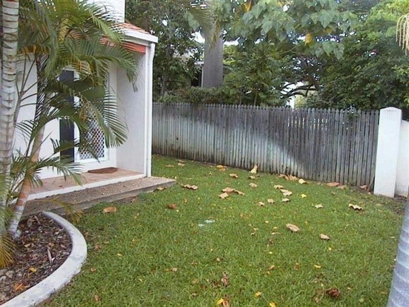 2/5 Mulligan Street, Mundingburra QLD 4812