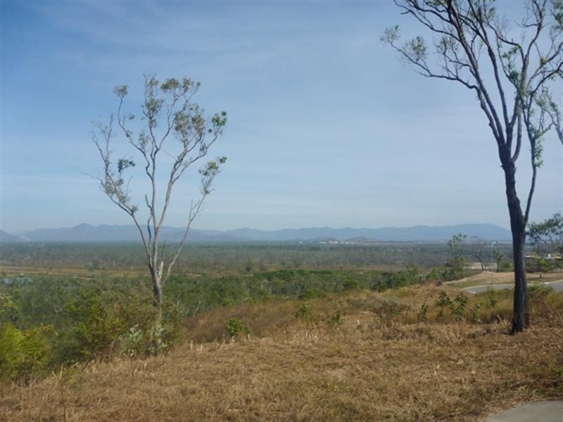 99 Goicoechea Drive, Bushland Beach QLD 4818