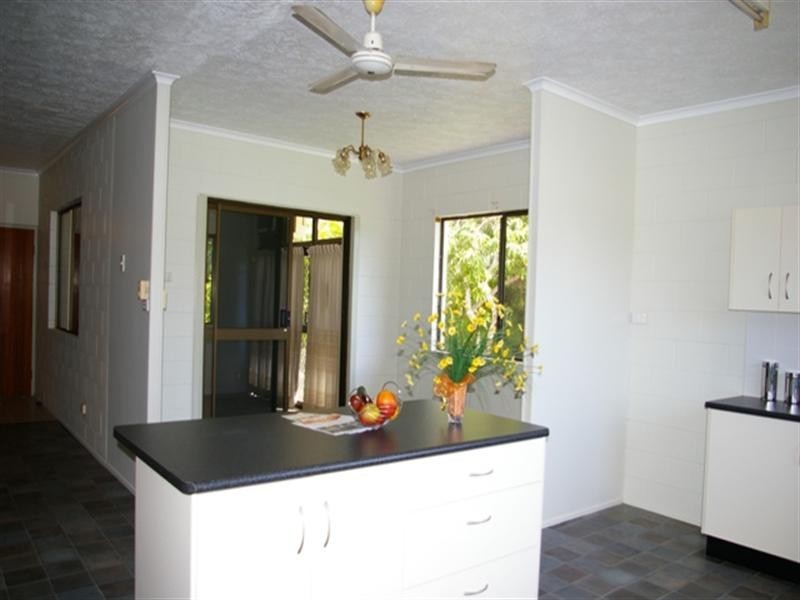 4 Amadio Court, Douglas QLD 4814