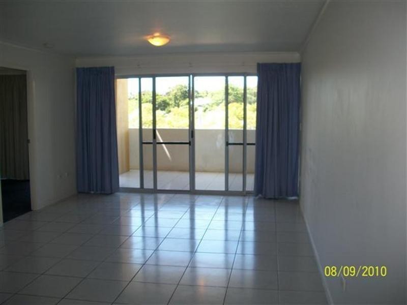 2/11-17 Stanley Street, Townsville City QLD 4810