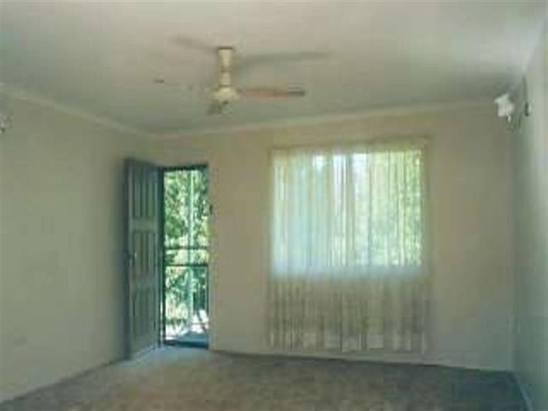 33 Ruby Round, Kelso QLD 4815