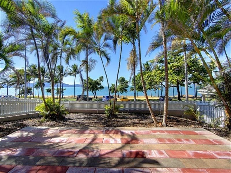 1/107 The Strand, North Ward QLD 4810