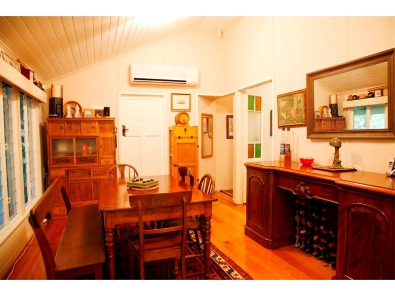 137 Harold Street, West End QLD 4810