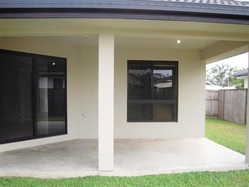 22 Anchorage Circuit, Bushland Beach QLD 4818