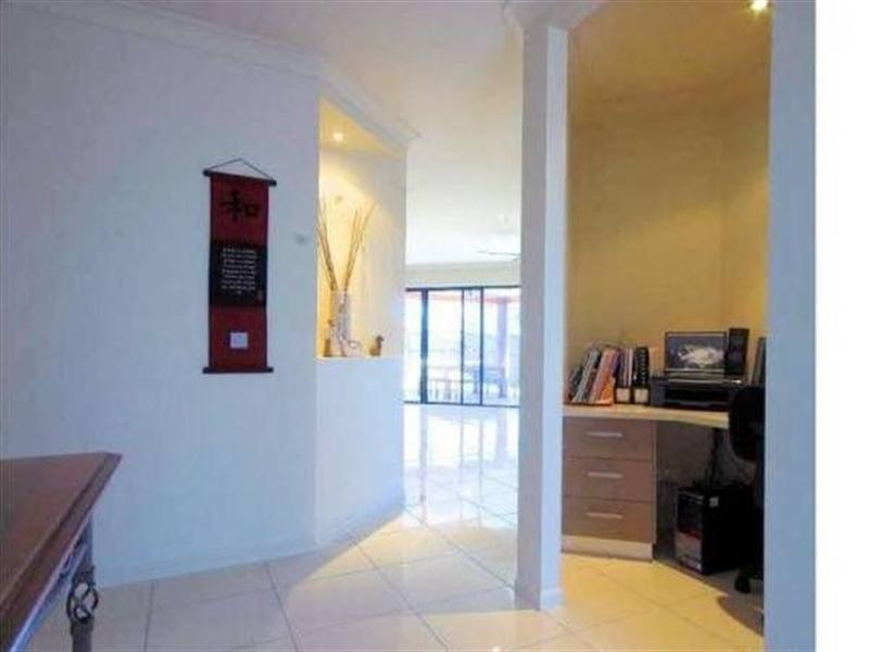 1 Dugong Court, Bushland Beach QLD 4818