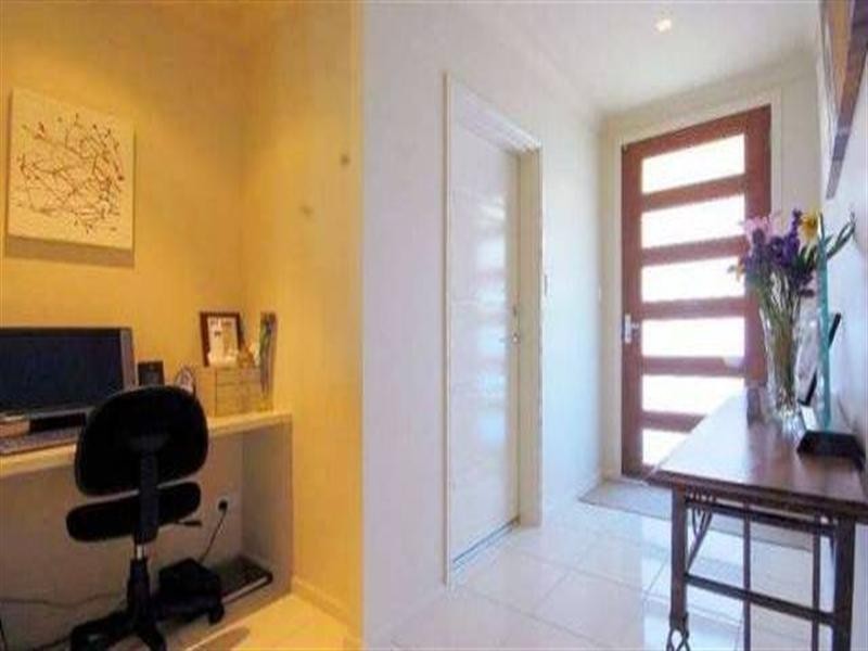 1 Dugong Court, Bushland Beach QLD 4818