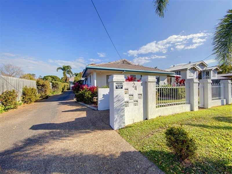 1/24 Lothair Street, Pimlico QLD 4812