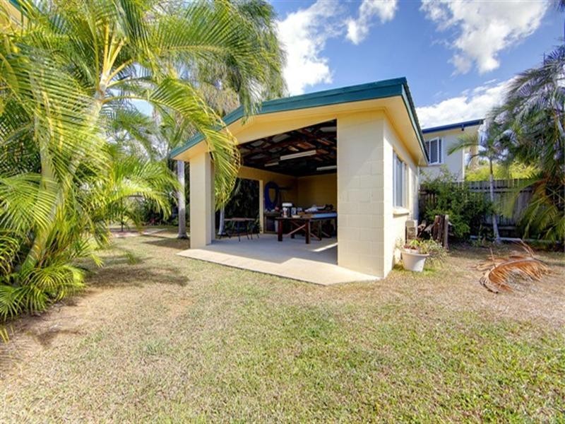 17 Cambridge Street, Currajong QLD 4812