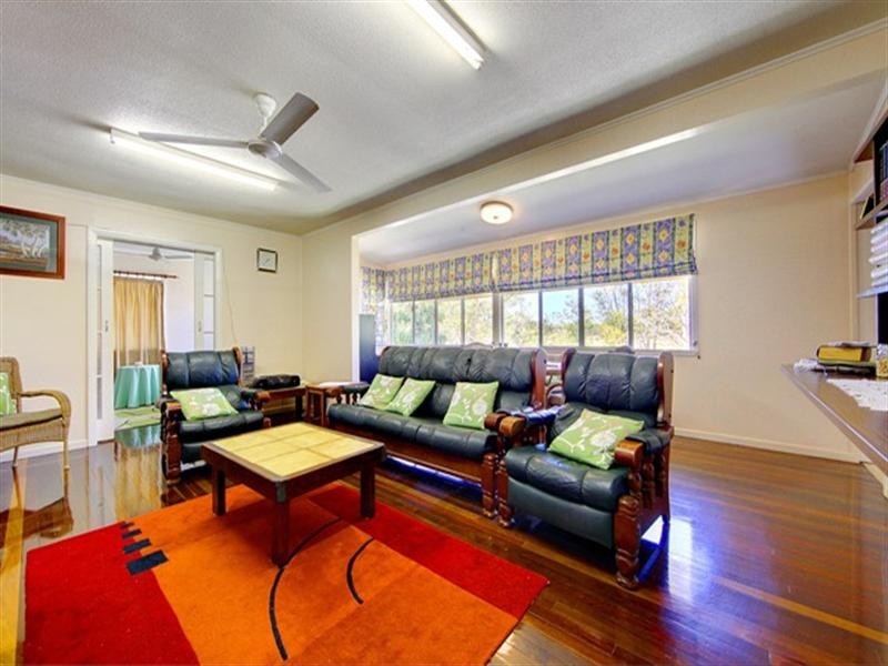 17 Cambridge Street, Currajong QLD 4812