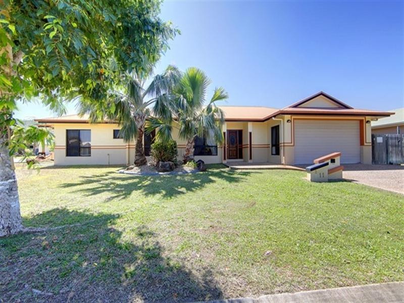 11 Sullivan Place, Lots 1 and 2, Kirwan QLD 4817