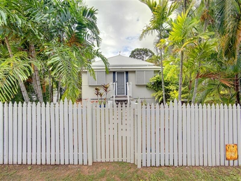 33 Estate Street, West End QLD 4810