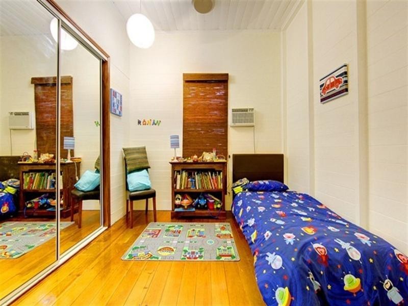 33 Estate Street, West End QLD 4810