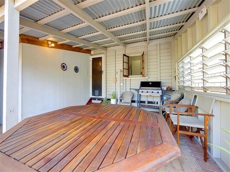 33 Estate Street, West End QLD 4810