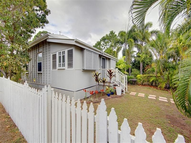 33 Estate Street, West End QLD 4810