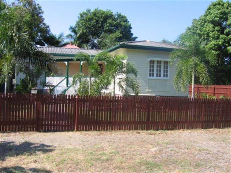 2 Second Street, Railway Estate QLD 4810