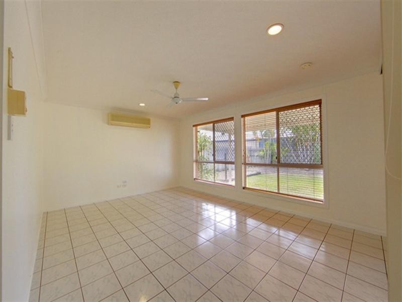 12 Raintree Way, Kirwan QLD 4817