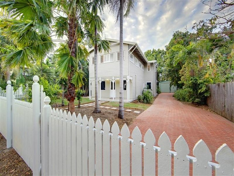 39 Ahearne Street, Hermit Park QLD 4812