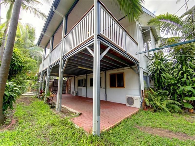 13 Mango Avenue, Mundingburra QLD 4812