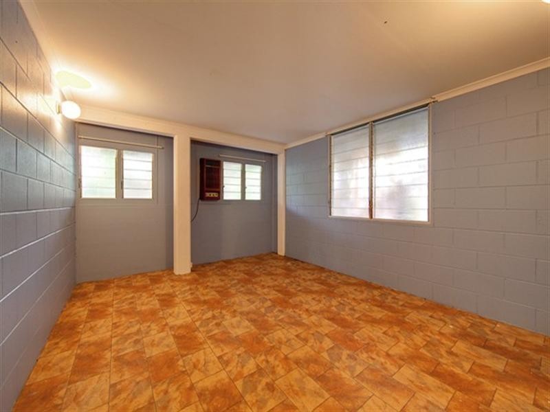 13 Mango Avenue, Mundingburra QLD 4812