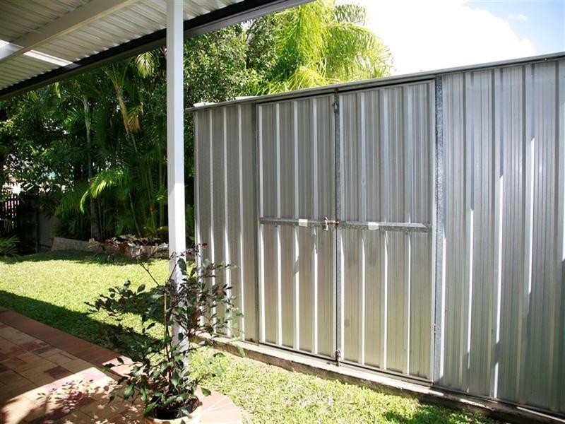 2/15 Tuffley Street, West End QLD 4810