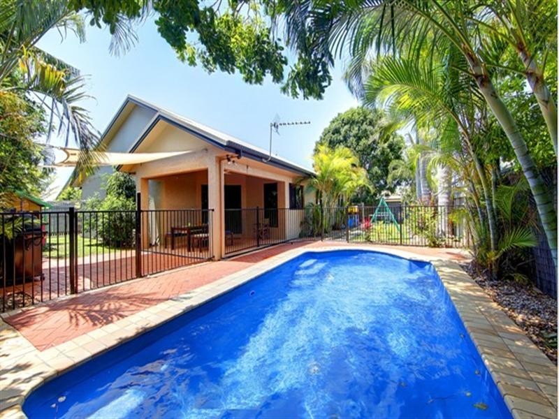 21 Meadowbrook Drive, Aitkenvale QLD 4814