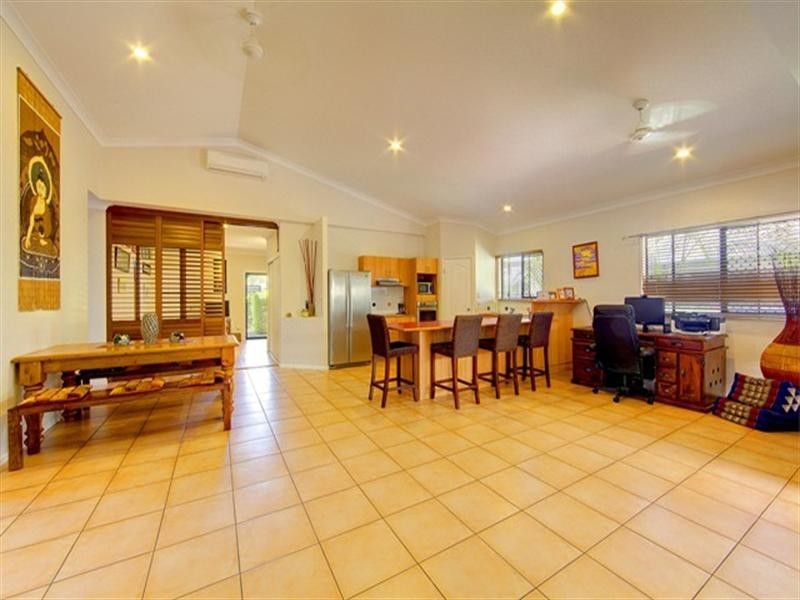21 Meadowbrook Drive, Aitkenvale QLD 4814