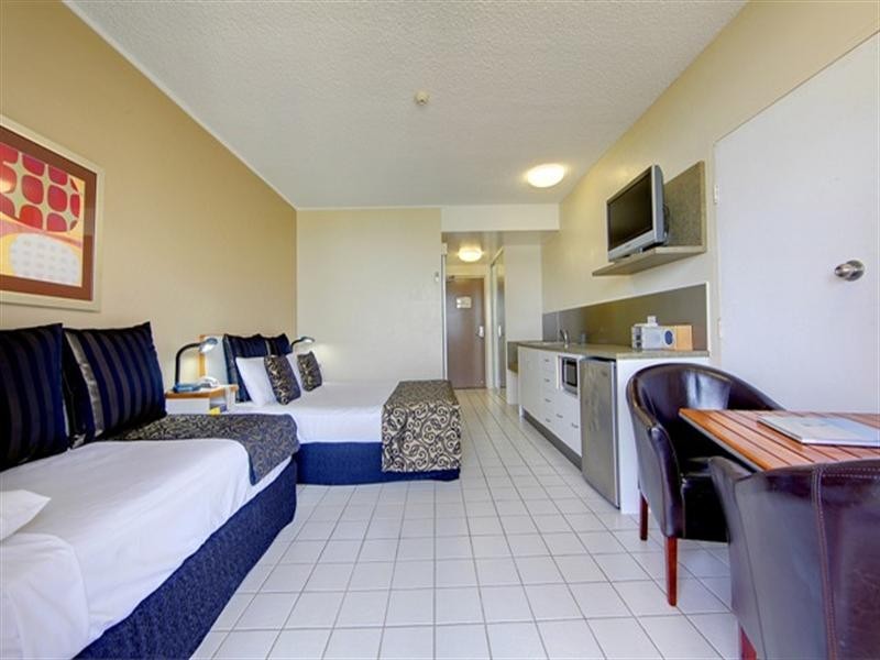 510 and 511/75 The Strand, North Ward QLD 4810