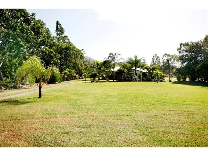 21 Country Road, Nome QLD 4816
