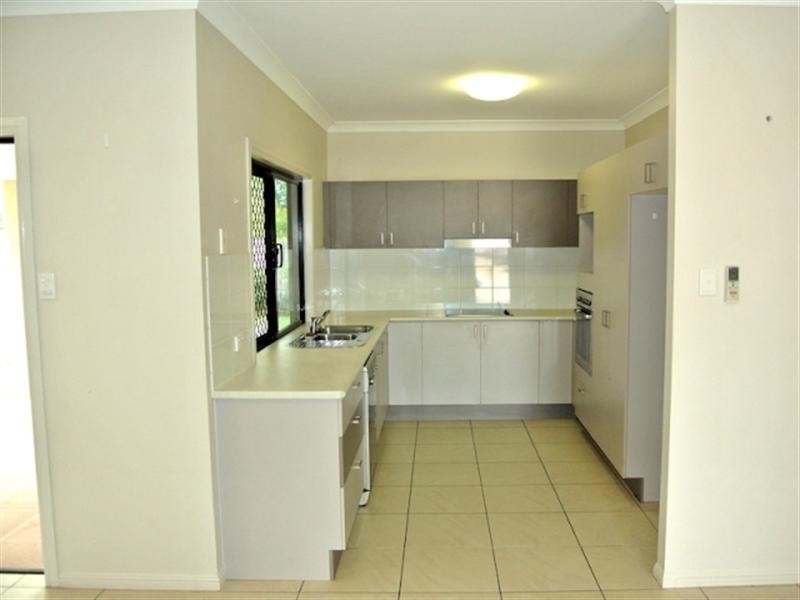 15 Eungella Court, Bushland Beach QLD 4818