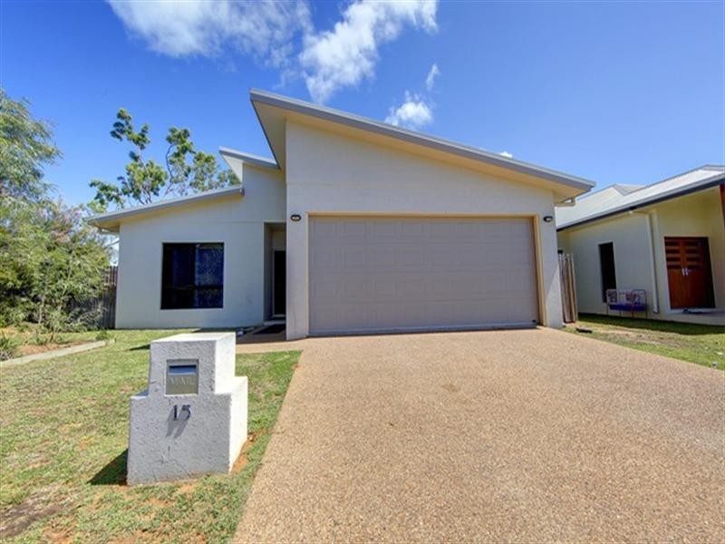 15 Eungella Court, Bushland Beach QLD 4818