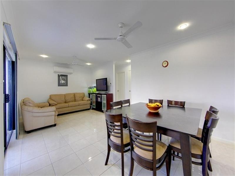 21 Ningaloo Crescent, Burdell QLD 4818