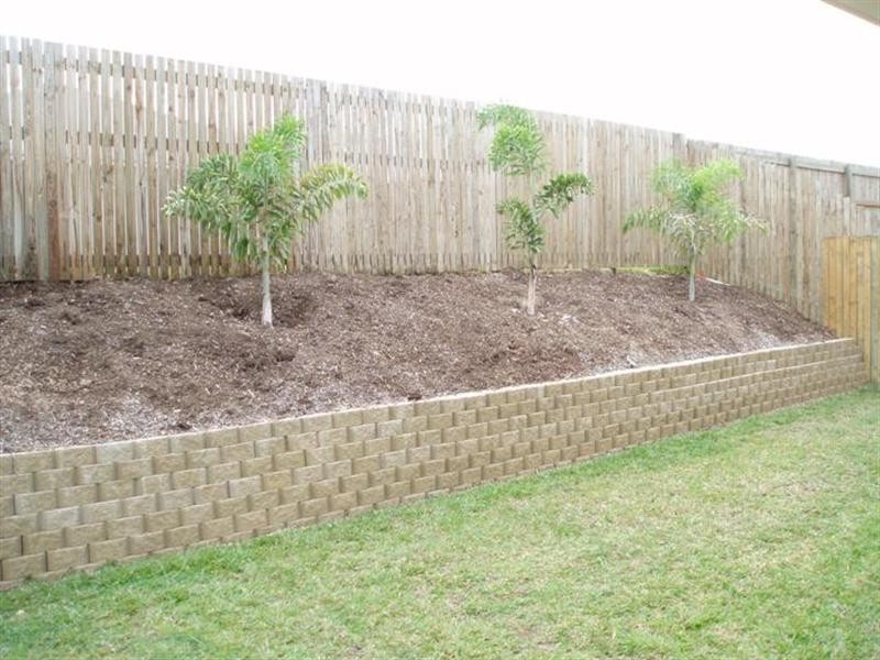 3 Calliope Close “Riverside Gardens”, Douglas QLD 4814