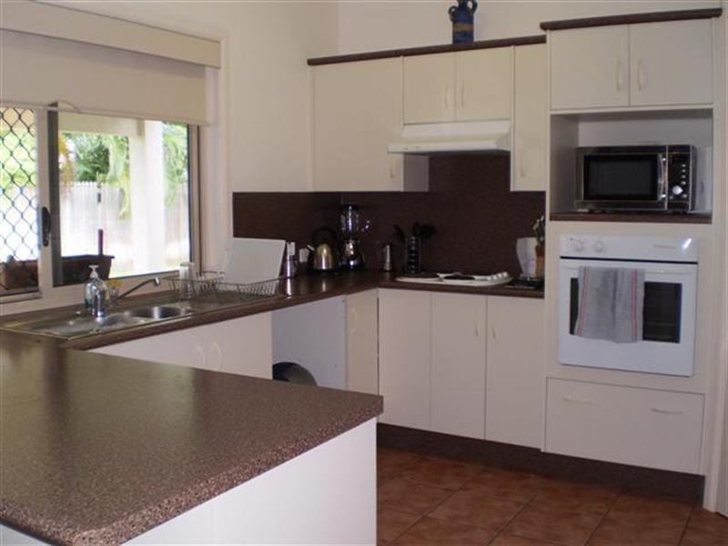 14 Boston Crescent, Douglas QLD 4814