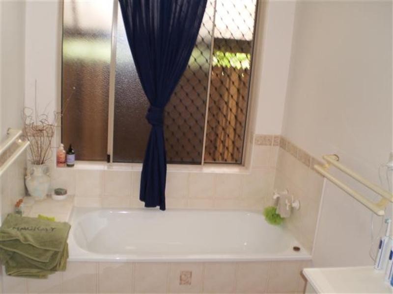 14 Boston Crescent, Douglas QLD 4814