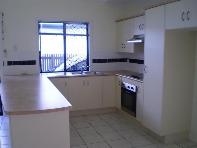 74 Riverbend Drive, Douglas QLD 4814