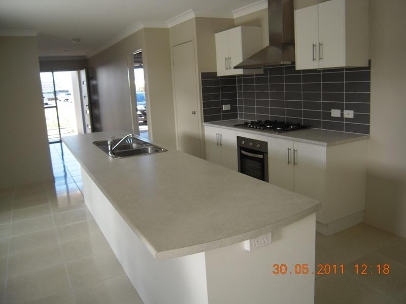 14 Iona Avenue “North Shore”, Burdell QLD 4818