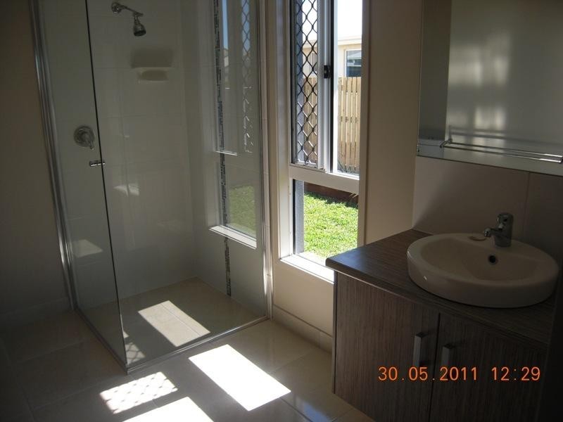 14 Iona Avenue “North Shore”, Burdell QLD 4818