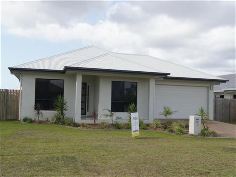 11 Ningaloo Crescent, Burdell QLD 4818